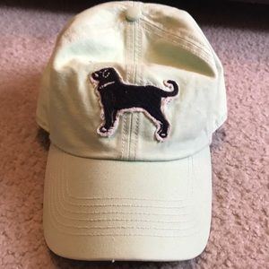 The black dog hat